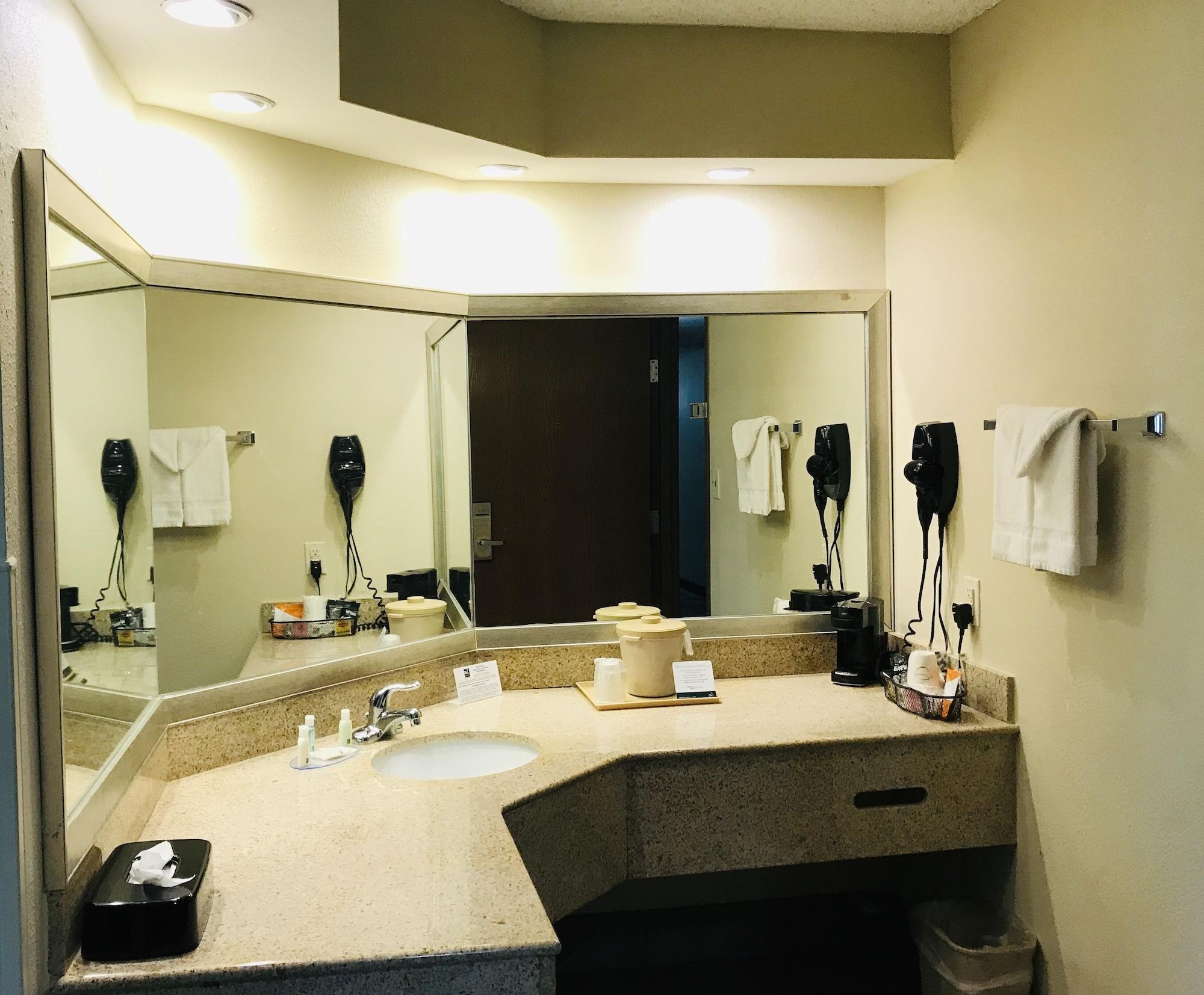 Quality Inn & Suites Уест Монро Екстериор снимка